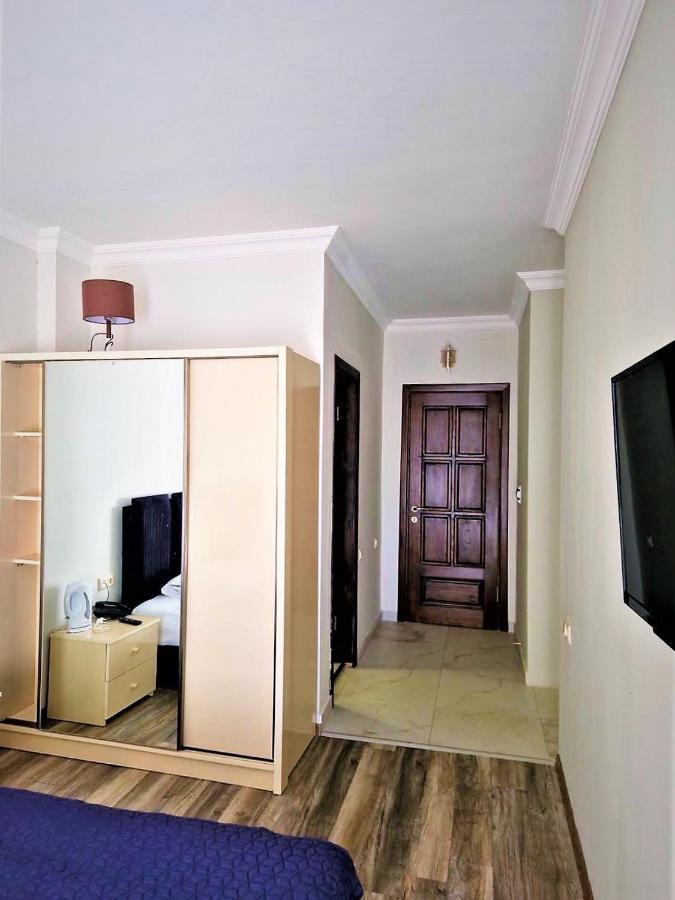 Panorama Hotel Batumi Kültér fotó