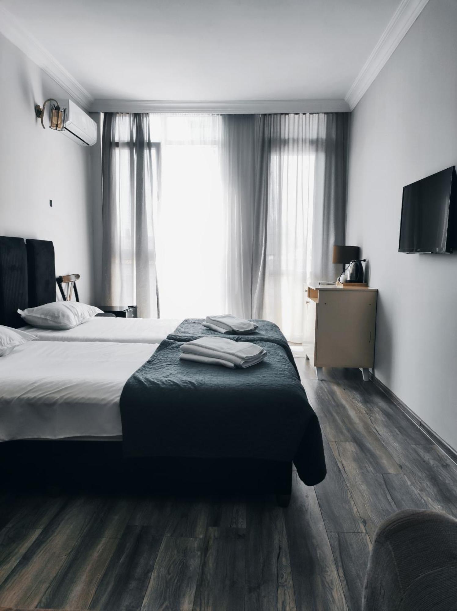 Panorama Hotel Batumi Kültér fotó